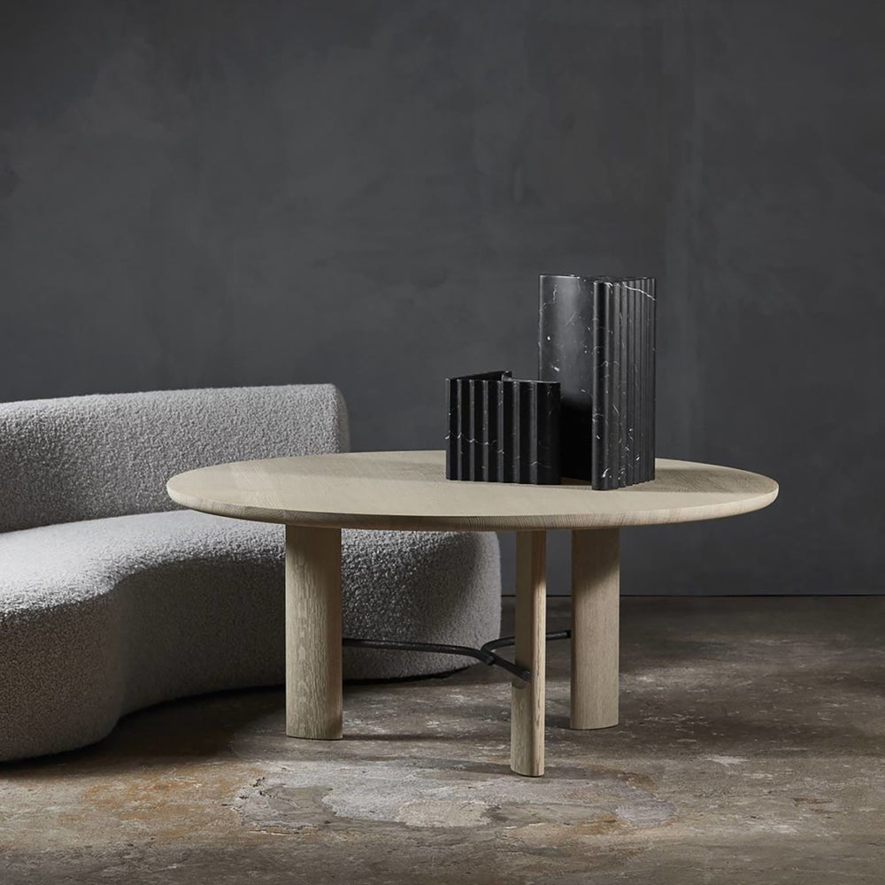 Hub Dining Table