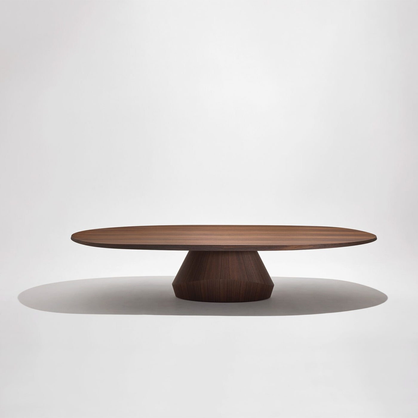 Yab Dining Table